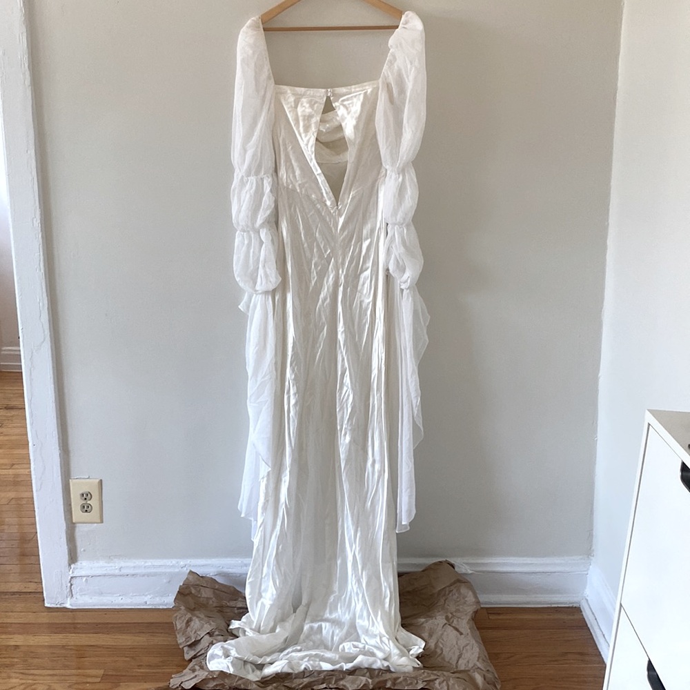 NWT For Love and Lemons X Revolve Willow Bridal Gown Long Dress White Size Large - Picture 6 of 14